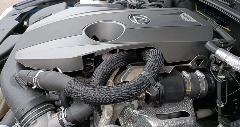 Lexus IS cena 116727 przebieg: 109000, rok produkcji 2016 z Warszawa małe 326